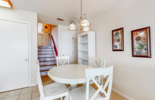 East End Casa | Ocean Mile K-3