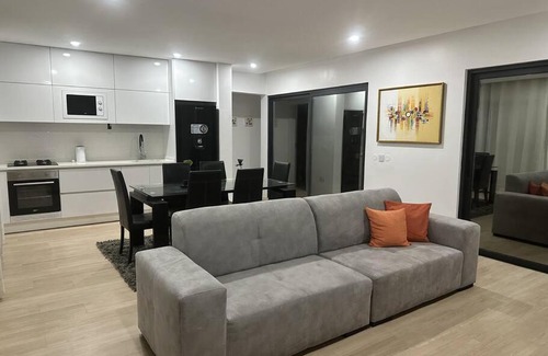 Praia Apartamento | Ocean Mirror Apartment in Praia