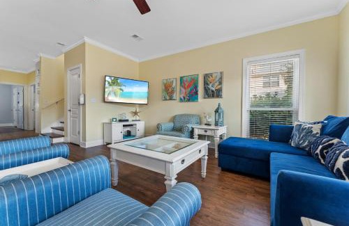 Crystal Shores Casa | Ocean Mist Cottage by Newman-Dailey