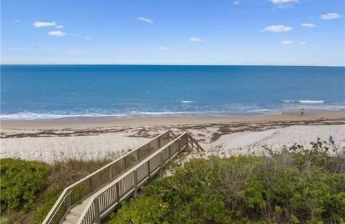 Coralstone Casa | Ocean Oasis - 3-bedroom townhome in welcoming Vero Beach