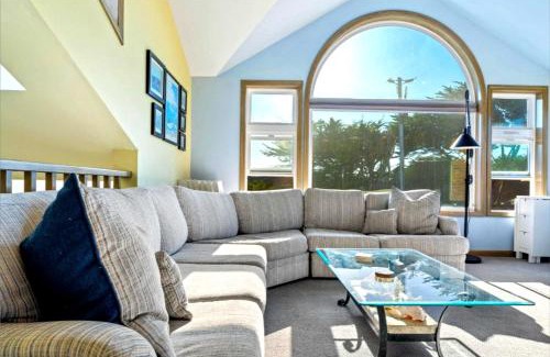Salmon Creek Casa | Ocean Oasis - Views Sauna Walk to beach