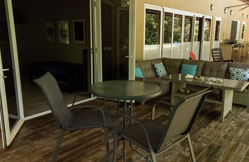 Torio Casa | Ocean / Pacific Beachfront Studio- 425 SQ. pies