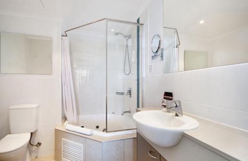Ettalong Beach Casa | Ocean Panorama - 1 Bedroom Oceanview Apt