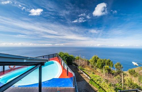 Faja da Ovelha Casa | Ocean Panorama House by Homie