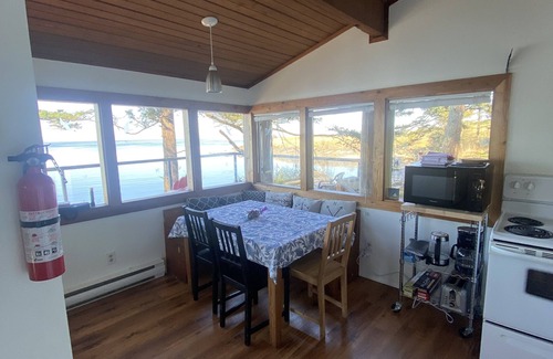 Saturna Island Cabina | Ocean Paradise - pies de la orilla del agua