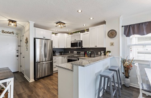 Windy Hill Condominio | Ocean Pier Beach-view Condos
