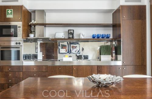 Salgados Apartamento | Ocean's Nest - walking distance to beach