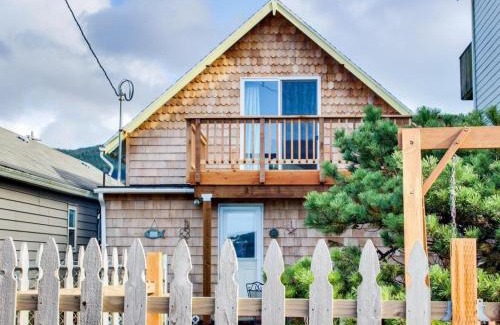 Rockaway Beach Casa | Ocean Shells Cottage