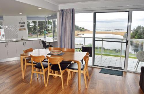 South West Rocks Apartamento | Ocean Shores Apartment 14 - Bring your own linen.