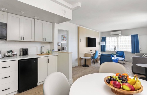 Galt Mile Hotel | Ocean Sky Hotel and Resort