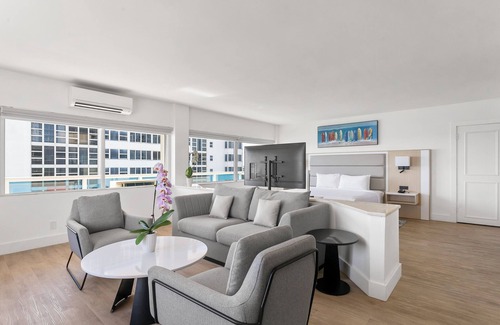 Galt Mile Hotel | Ocean Sky Hotel and Resort