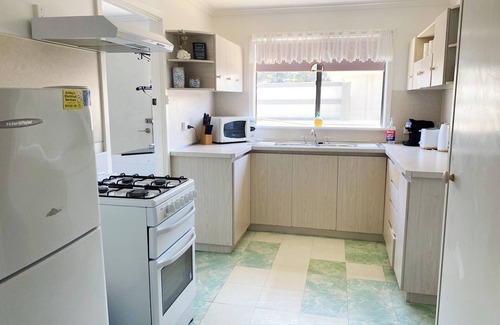 Lancelin Casa | Ocean Spray is a unique & cosy Lancelin beach home