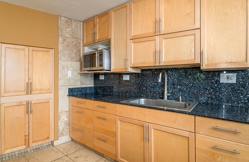 Laie Villa | Ocean Sun: 1 hab / 1ba en Tiki Moon Villas