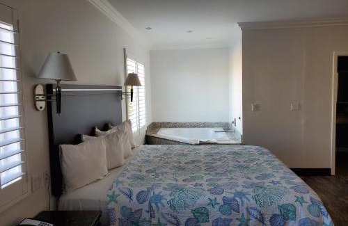 Sunset Beach Hotel | Ocean Surf Inn & Suites