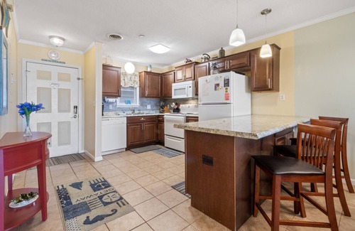 Cherry Grove Beach Hotel | Ocean Terrace