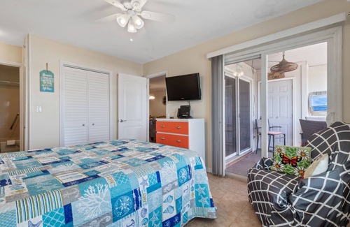 Cherry Grove Beach Hotel | Ocean Terrace