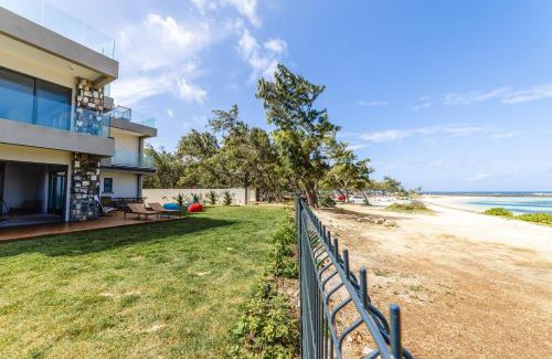 Poste Lafayette Apartamento | Ocean Terraces Apt A1 - Your Beachfront Bliss - Brand NEW