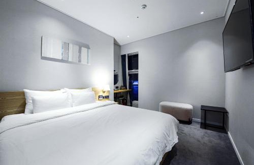 Suyeong-Gu Hotel | Ocean The Point Hotel Busan