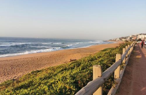 Umdloti Apartamento | Ocean Tides - 2 Adults & 4 Kids ONLY