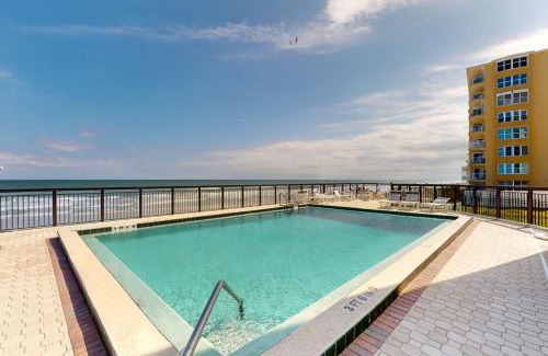 New Smyrna Beach Apartamento | Ocean Trillium Suites 401