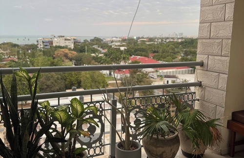 Oyster Bay Apartamento | Ocean Vibes & City Lights