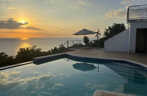 Whitehouse Villa | Ocean view 1-bedroom villa Anchor in White House