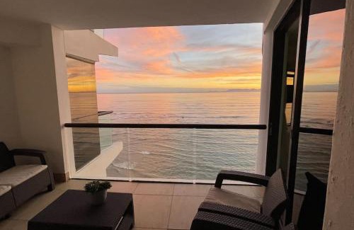 Strand Apartamento | Ocean View 1004 Luxury Backup Power