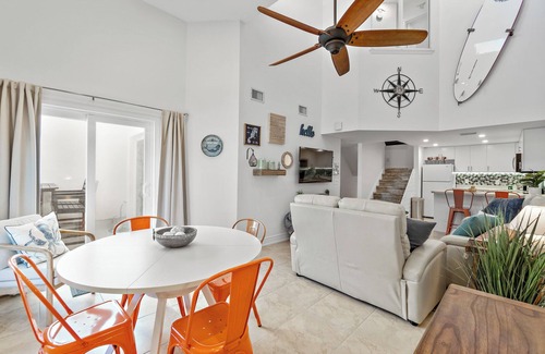 Cape Caneveral Beach Gardens Condominio | Ocean View, 2 Primary Suites, Heated Pool, Beach