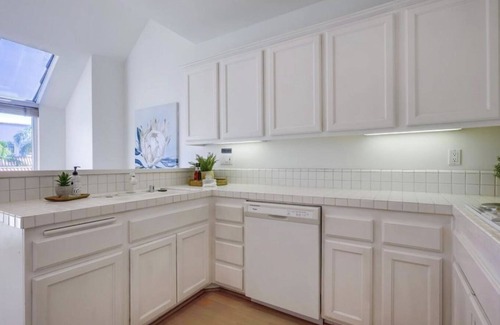 Laguna Niguel Casa | Ocean View 2BD/2BA Townhome with Air Conditioning, 2 Car Garage, Beach Gear
