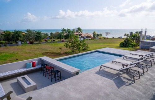 Pedasi Casa | Ocean View 3 bed, 3 bath. Private pool. Steps to the beach in gated community