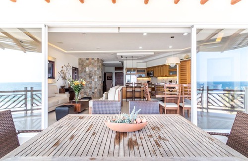 San Pedro Mixtepec Complejo | Ocean View 3 Bedroom Penthouse with Resort Amenities Overlooking the Pacific!