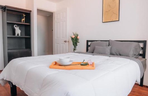 Laderas del Mar Apartamento | Ocean View 4-Level Luxury Townhome