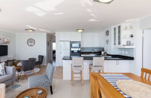 Bloubergstrand Apartamento | Ocean View A1101 by CTHA