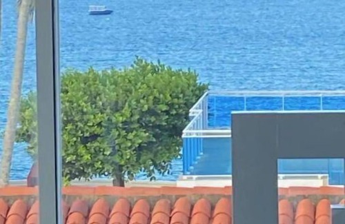 Los Charamicos Condominio | Ocean View Apartment-5 minutes walk to the beach