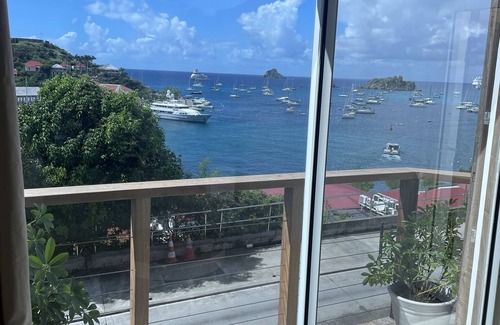 Corossol Apartamento | Ocean-view apartment in central Gustavia, St Barth; steps from the beach
