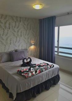 Catia La Mar Apartamento | Ocean view apartment near the airport