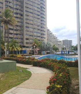 Catia La Mar Apartamento | Ocean view apartment near the airport