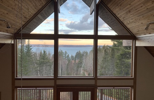 Bar Harbor Casa | Ocean View Cedar Chalet/ 10 min to Acadia