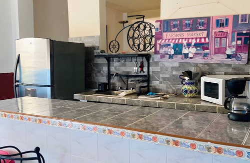 Lázaro Cárdenas Apartamento | Ocean view Charming 2-bedroom apartment with AC, WiFi in beautiful