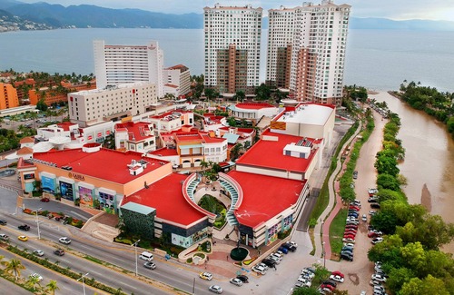 Palmar de Aramara Condominio | Condominio con vista al mar Piscinas infinitas frente a la playa, acceso privado a la playa
