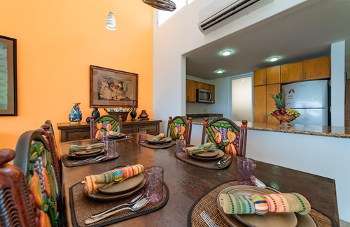 Playa Chahué Condominio | Ocean View Condo cerca de la ciudad