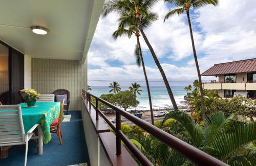 Kahaluu Bay Casa | Ocean View Condo in White Sands Village