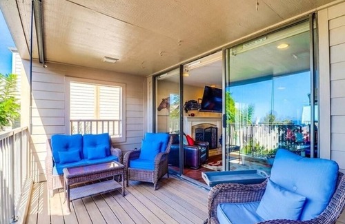 Del Mar Condominio | Ocean View Condo pool spa gym tennis