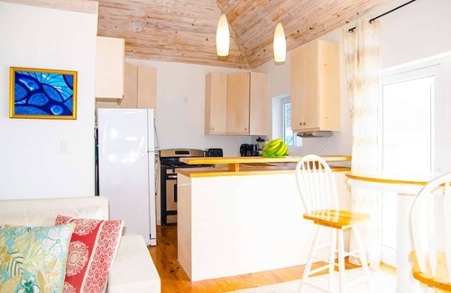 Nassau Apartamento | Ocean View Cottage at Orange Hill Beach