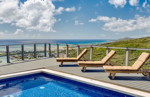 Hawaii Kai Casa | Ocean View Cottage if rented with Main House can sleep up to 11 guests
