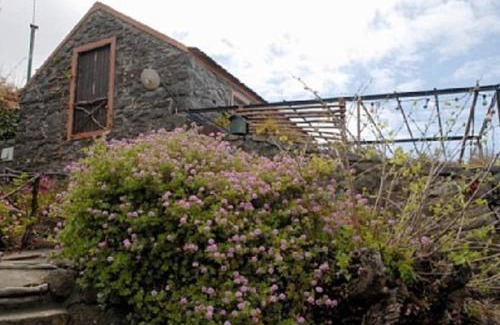 Arco da Calheta Casa | Ocean View Cottage