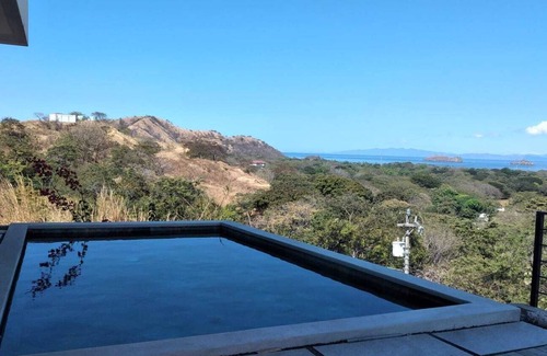 Liberia Casa | OCEAN VIEW 4 BEDROOM HOUSE PRIVATE POOL