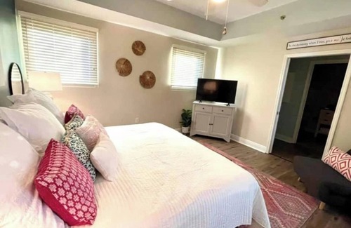 Lakeside By The Gulf Hotel | Ocean View Efficiency
