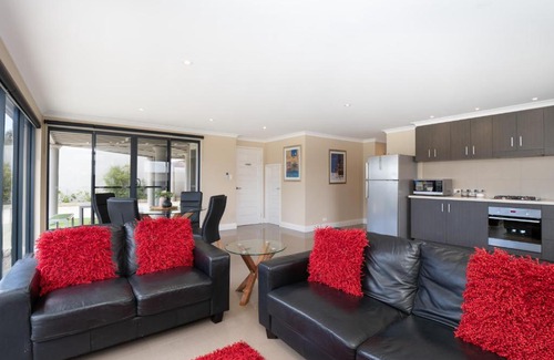 Geographe Apartamento | Ocean View Executive Apartment 2