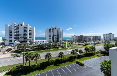 New Smyrna Beach Apartamento | Ocean View Family Penthouse